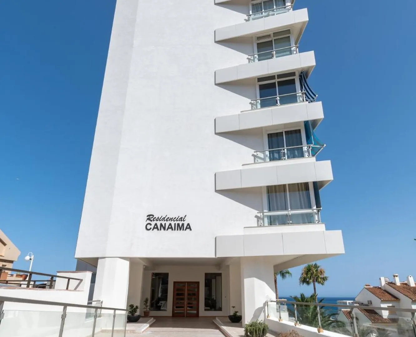 Luxury Frontline Beach Apartment With Sea View Benalmádena Espanha